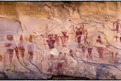 “Alien Invasion!”  The famous Sego Canyon Panel is an example of the Barrier Canyon Style (BCS), which is my personal favorite.  BCS usually consists of larger than life size anthropomorphic (manlike) forms with bug-eyes,  antennae, earrings, snakes in hand, and leg-less torsos.   The net result is a look that I adore...which is why BCS is overrepresented in this portfolio at the expense of other style.