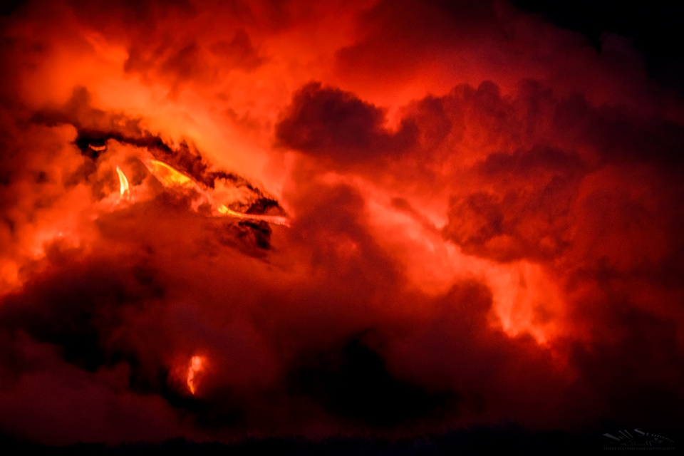 how to photograph lava from a boat in Hawaii Big Island Hawaii Kilauea volcano lava ocean entry