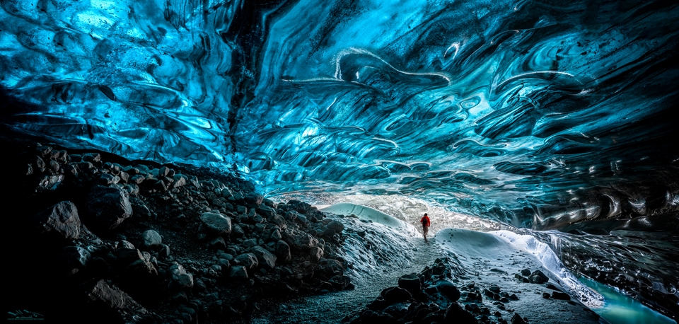 Iceland Ice Cave Photography Tips A pro Photographer shares his experience and tips